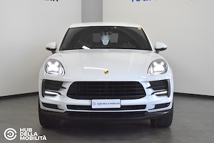 PORSCHE Macan 2.0